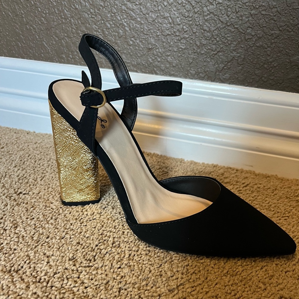 Brand New! Black/Gold Heel